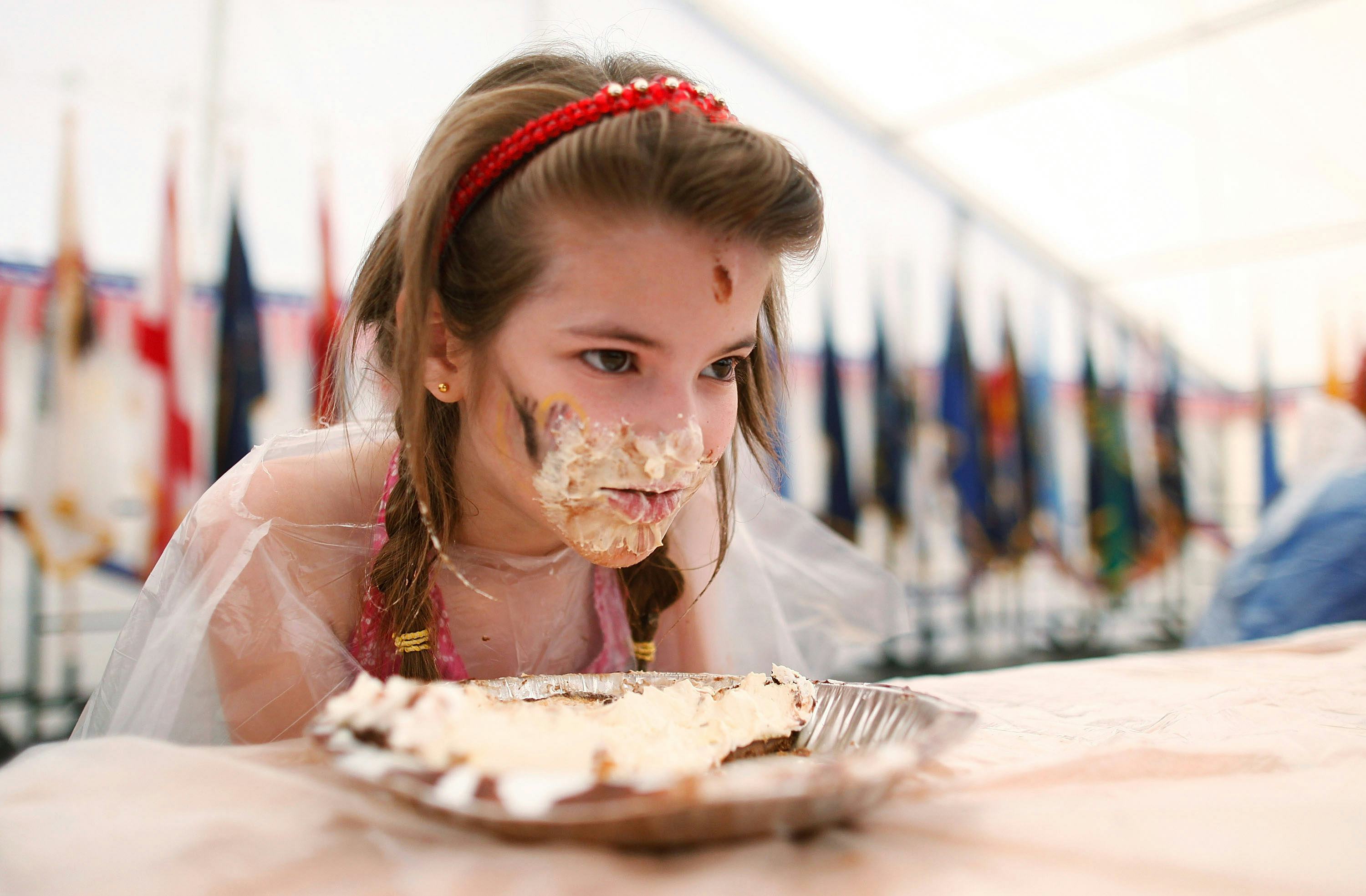You’ve been cutting cake wrong your whole life images You’ve been cutting cake wrong your whole life picture