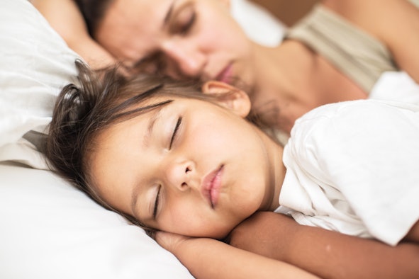 10 Things Co Sleeping Moms Are Tired Of Hearing From Non Mom Friends 