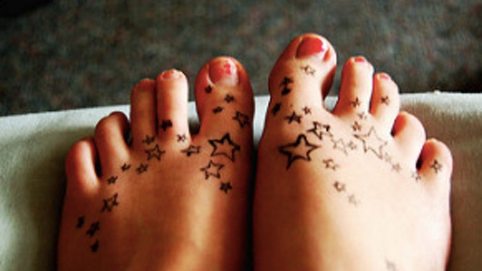 11 cute foot tattoos that put a little ink in your step 11 cute foot tattoos that put a little ink in your step