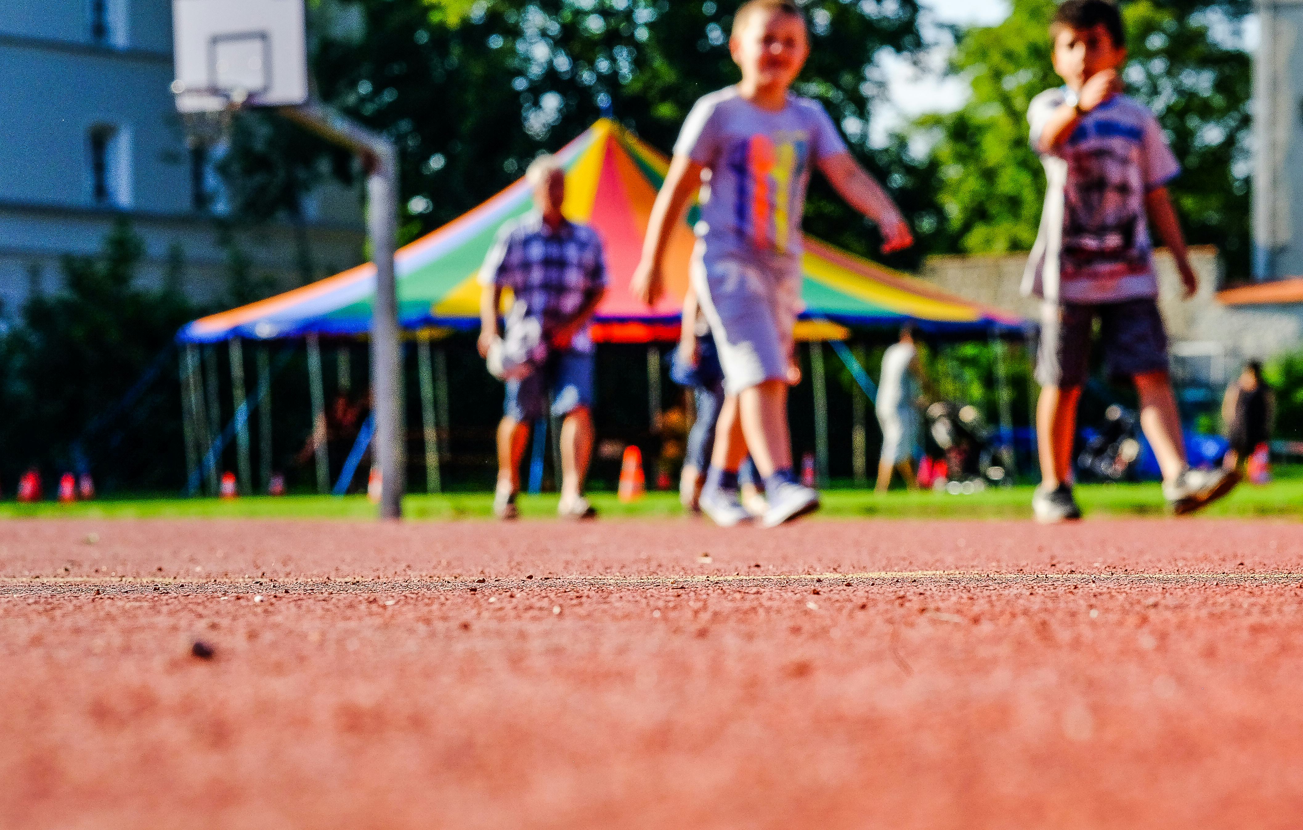 22 Things Every ‘90s Kid Wanted in Their Bedroom