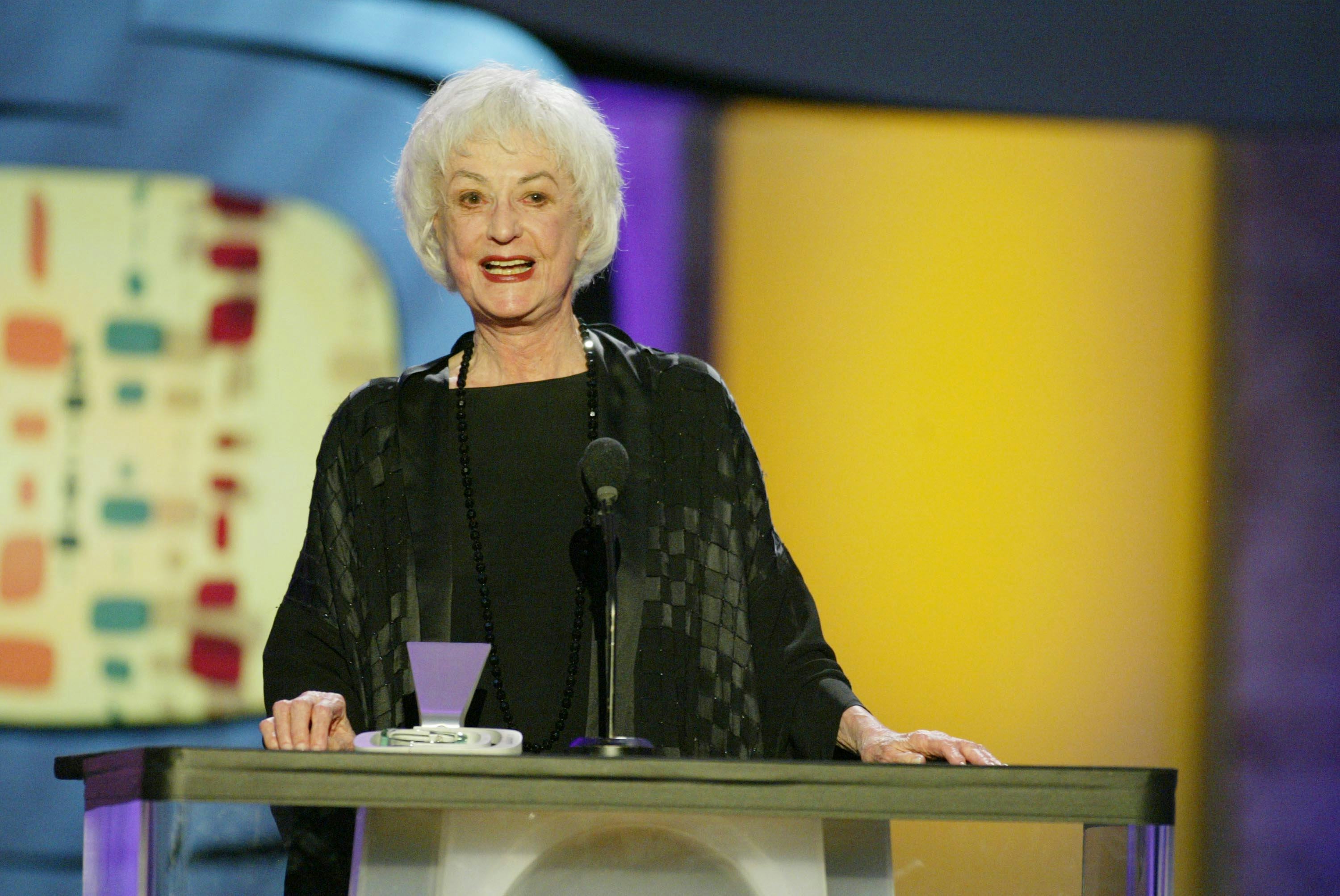 'Golden Girls' star Bea Arthur funds a homeless shelter for LGTB youth