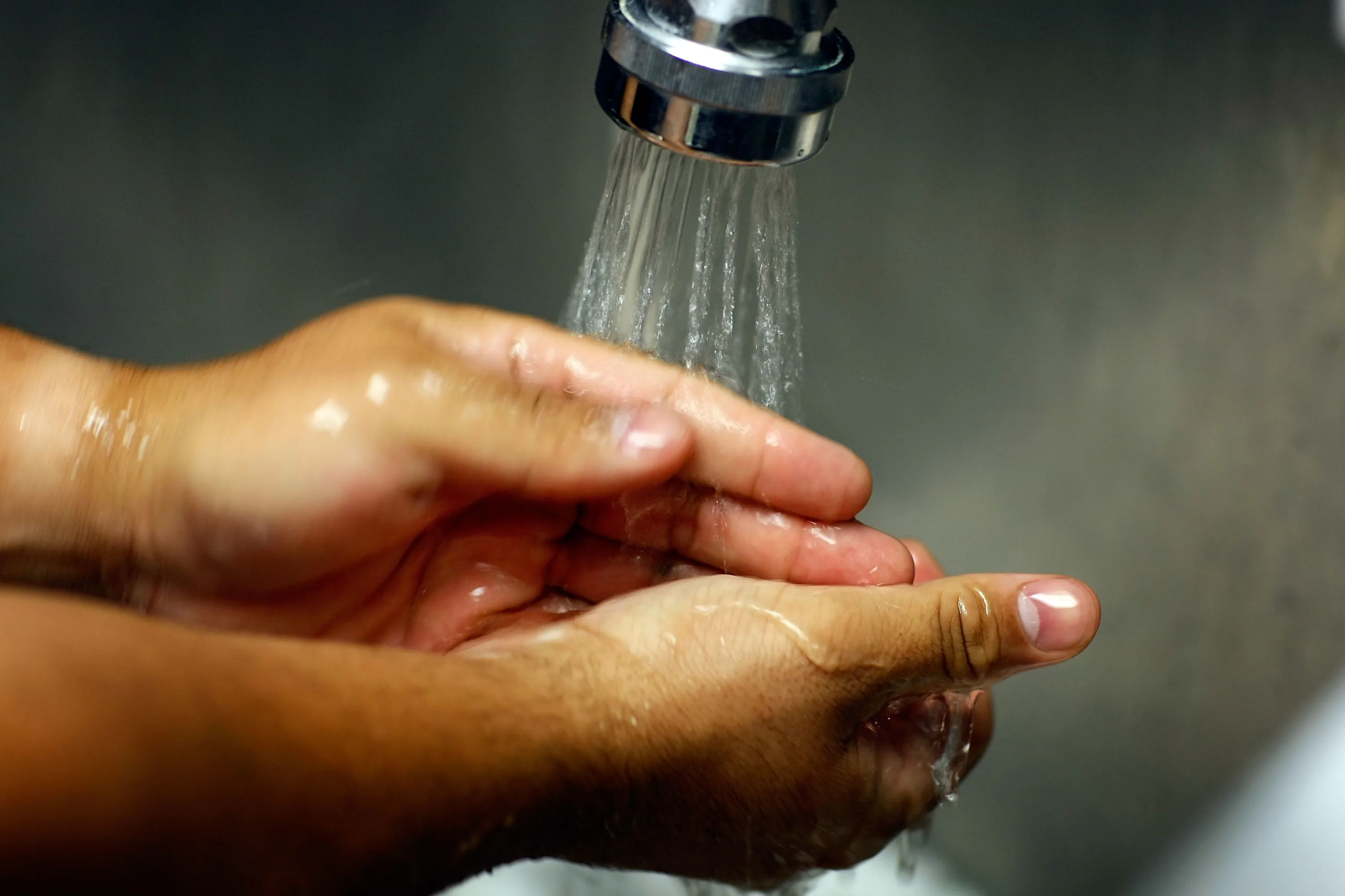 Why Wonât Most Hand Sanit   izers Kill Norovirus? There's