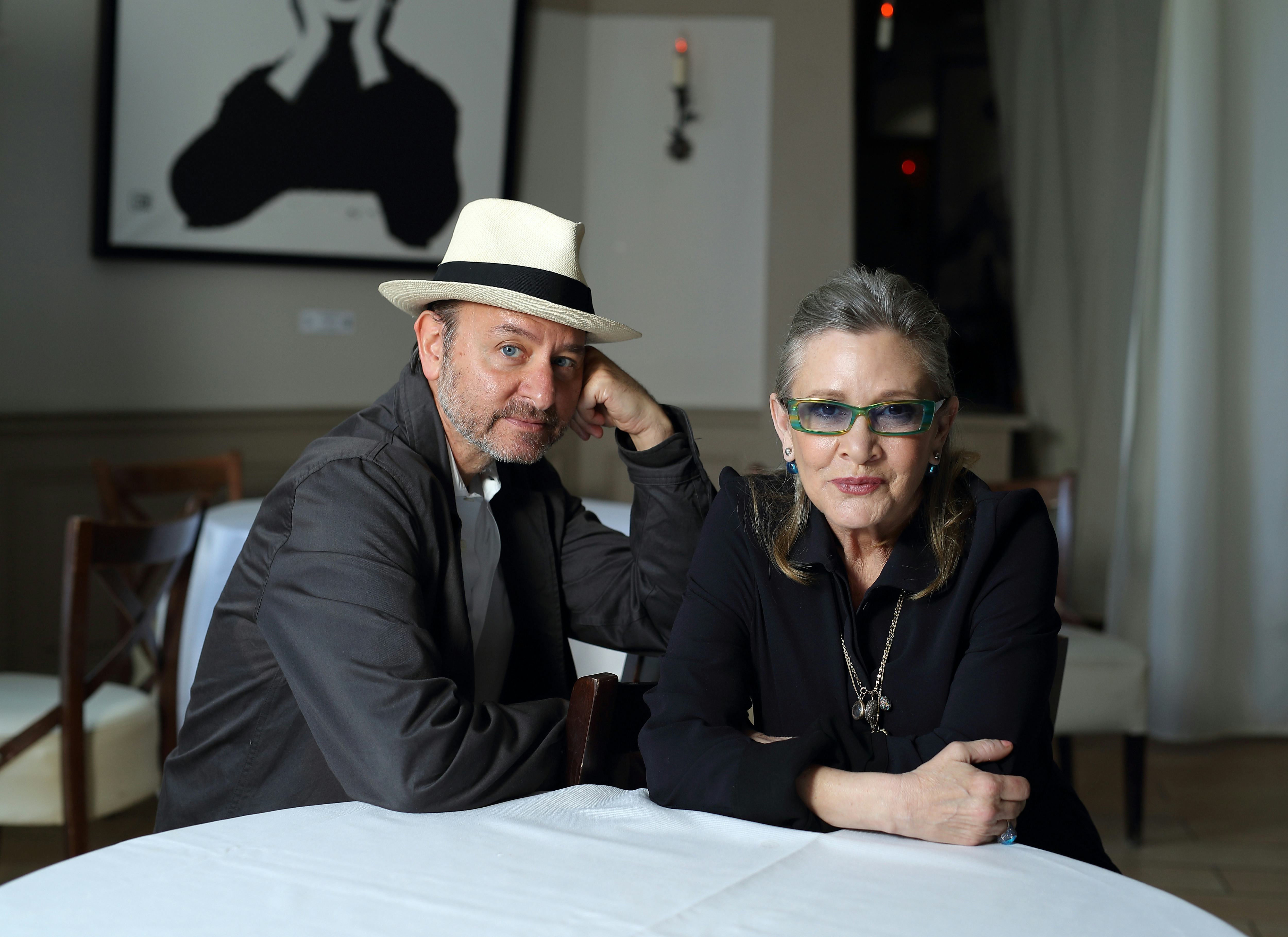 Listen to this song by Sean Lennon and Carrie Fisher Listen to this song by Sean Lennon and Carrie Fisher