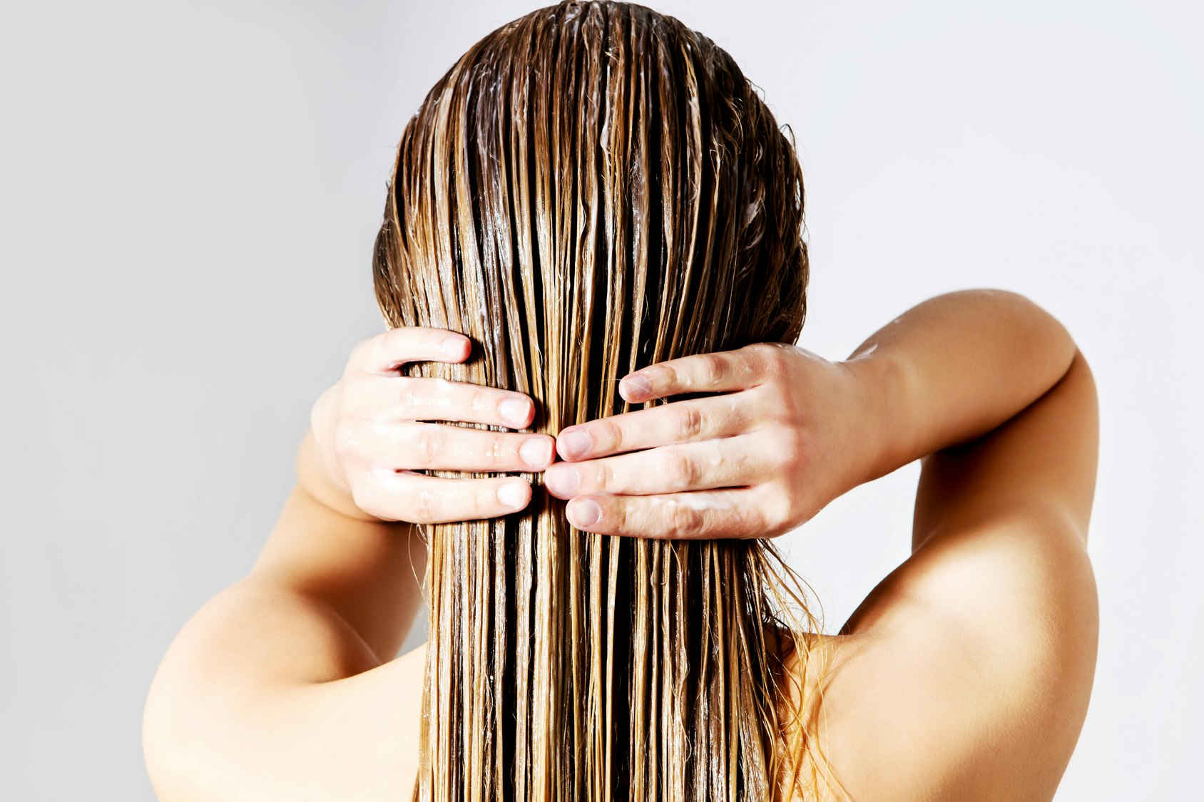 do you use hair putty on wet or dry hair