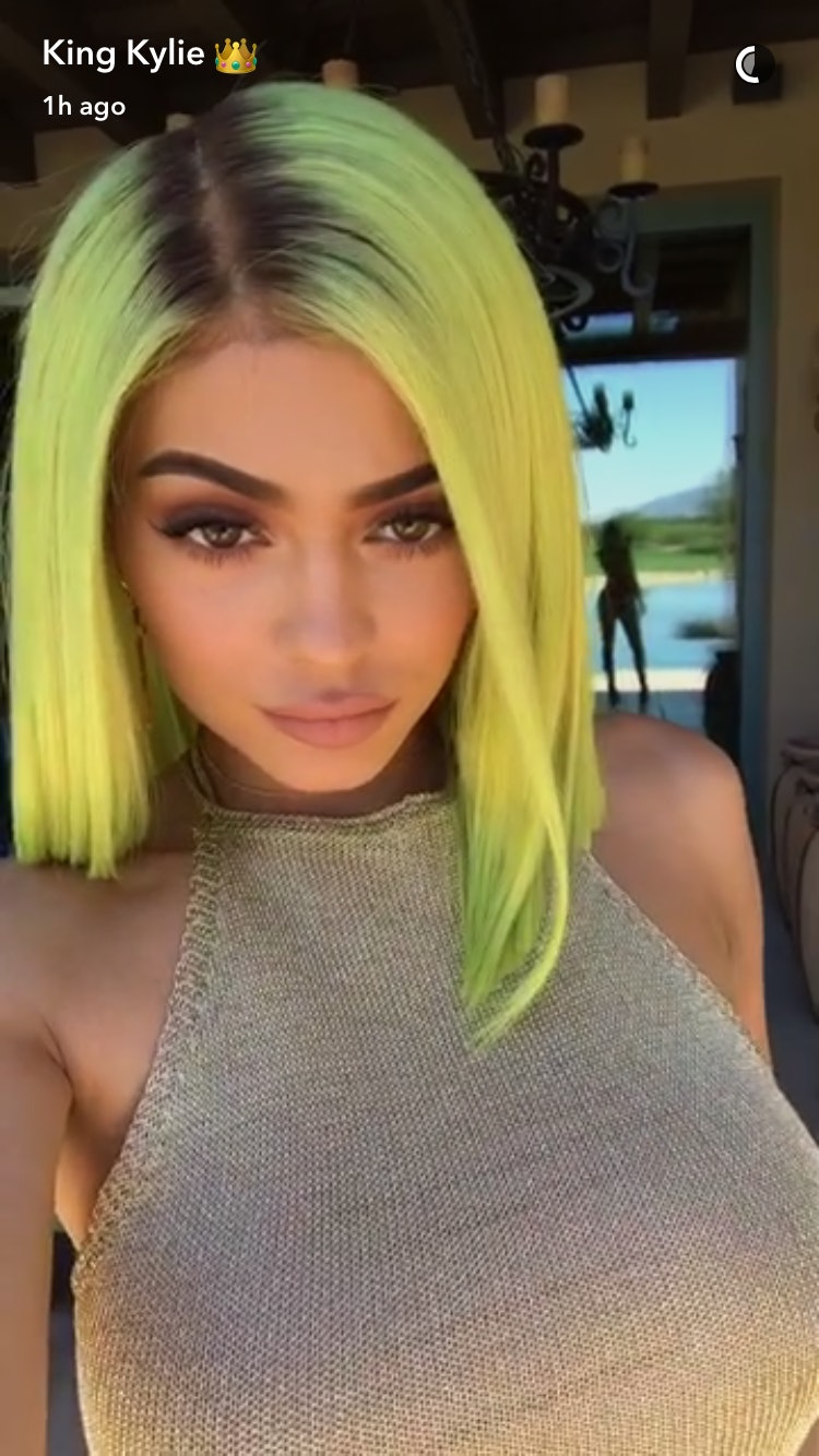 Kylie Jenners Highlighter Green Hair For Coachella 2017 Will