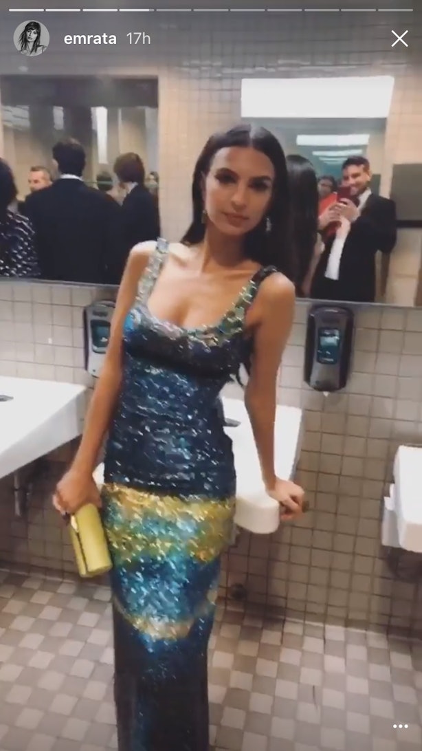 The Bathroom Selfies Were The Most Epic Thing About The 2017 Met Gala ...