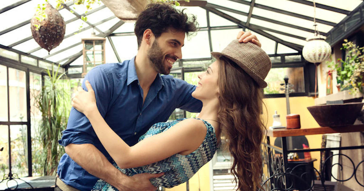 dating a guy 10 years older