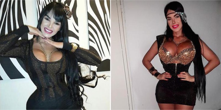Model Wears A Corset Every Single Day To Achieve Her 20 Inch Waist Photos