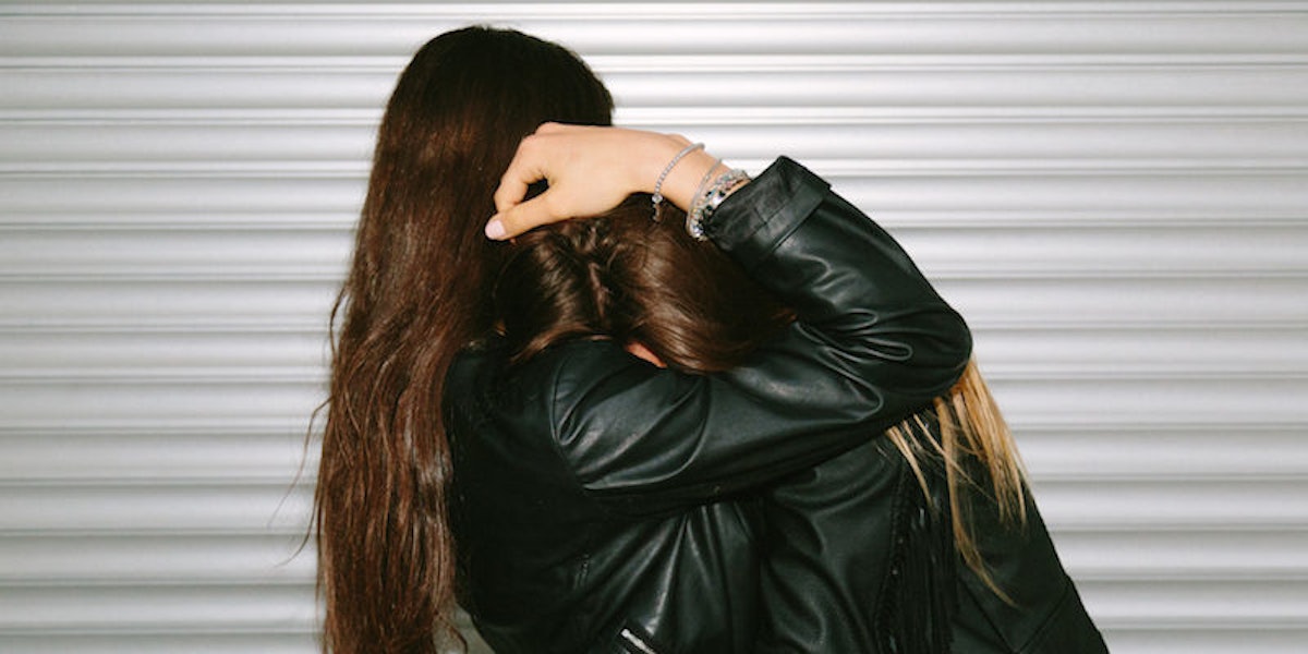 This Is Why Lesbians Are More At Risk For Love Addiction