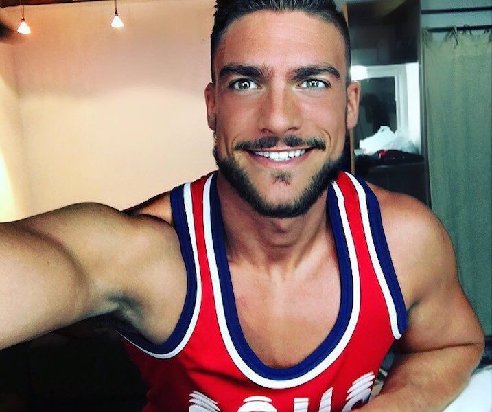 Spanish Man Has Been Dubbed World S Hottest Male Nurse