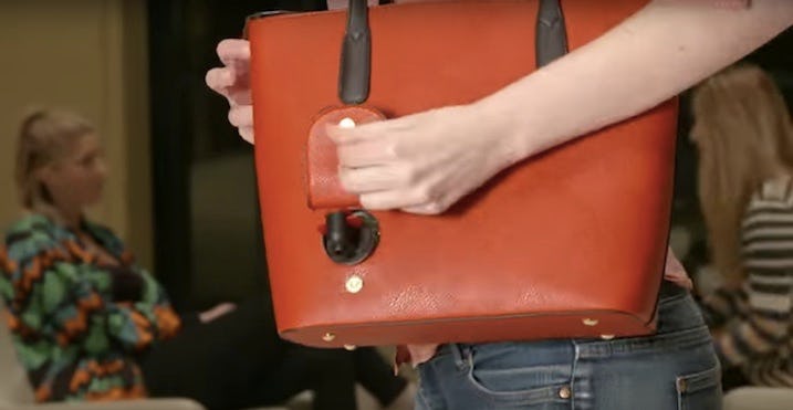 Purse With Wine Dispenser Lets You Drink On The Go Purse With Wine Dispenser Lets You