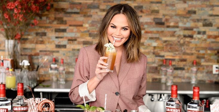 Chrissy Teigen Dyes Her Hair Strawberry Blonde