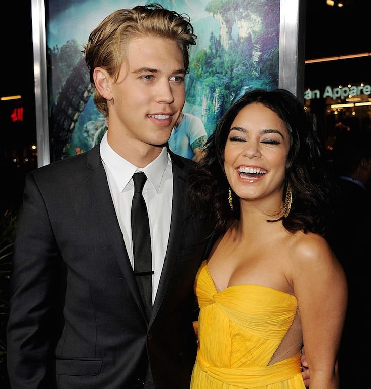 who is vanessa hudgens dating today
