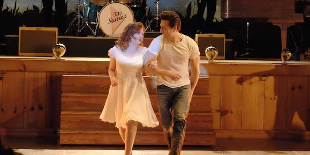 Who Sings Time Of My Life In The Dirty Dancing Remake Who Sings Time Of My Life In The Dirty Dancing Remake