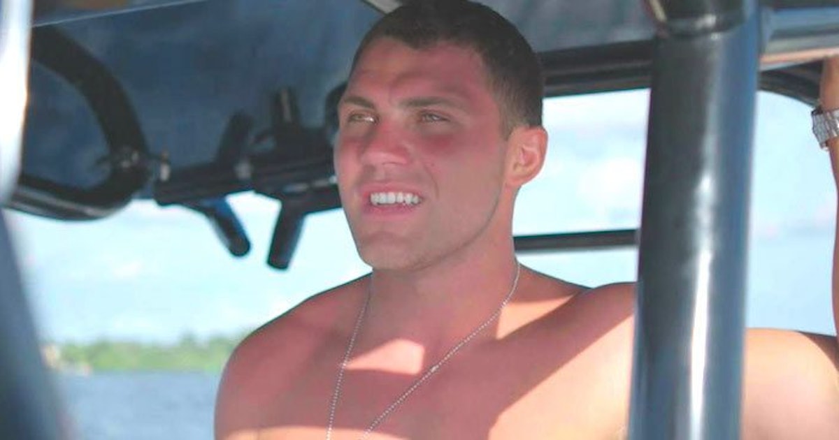 Alex From Siesta Key Is The New Stephen From Laguna