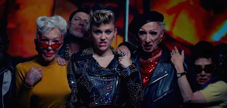 Miley Cyrus "Younger Now" Music Video Is Basically "Hoedown Throwdown ...