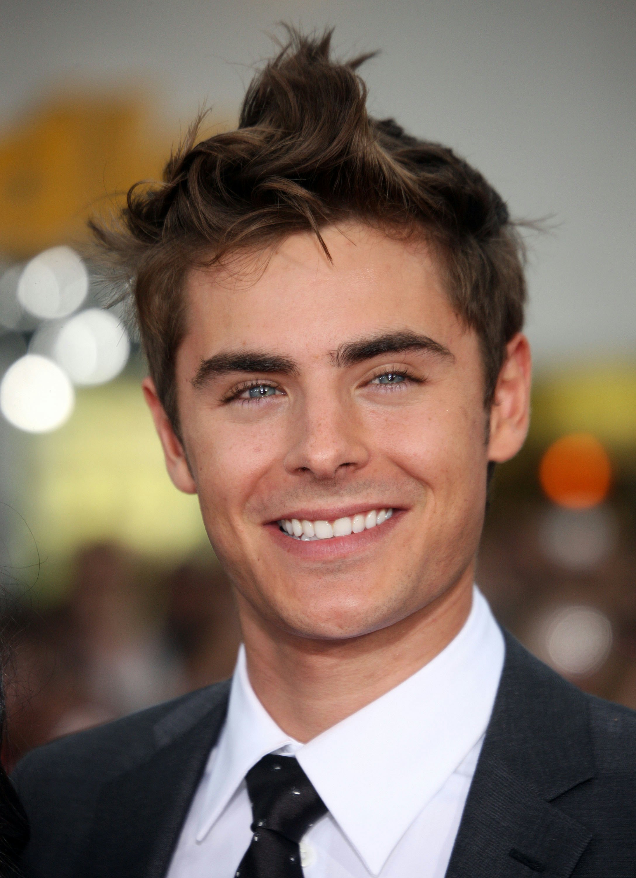Zac Efron With Crimped Hair Will Bring Back All The 90s Memories