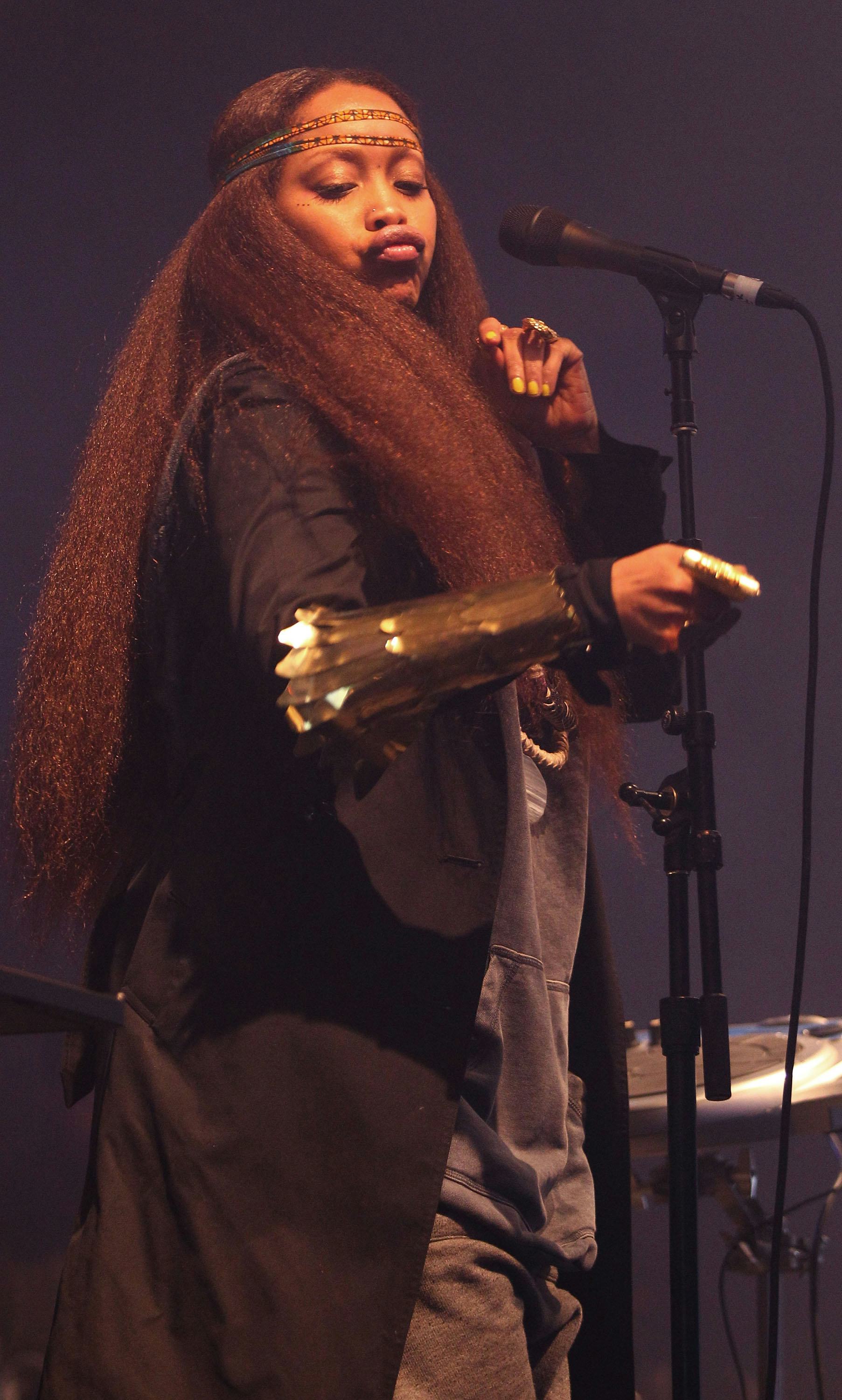 9 Times Erykah Badu Was My Hair Idol From Her Blonde Fluffy Fro