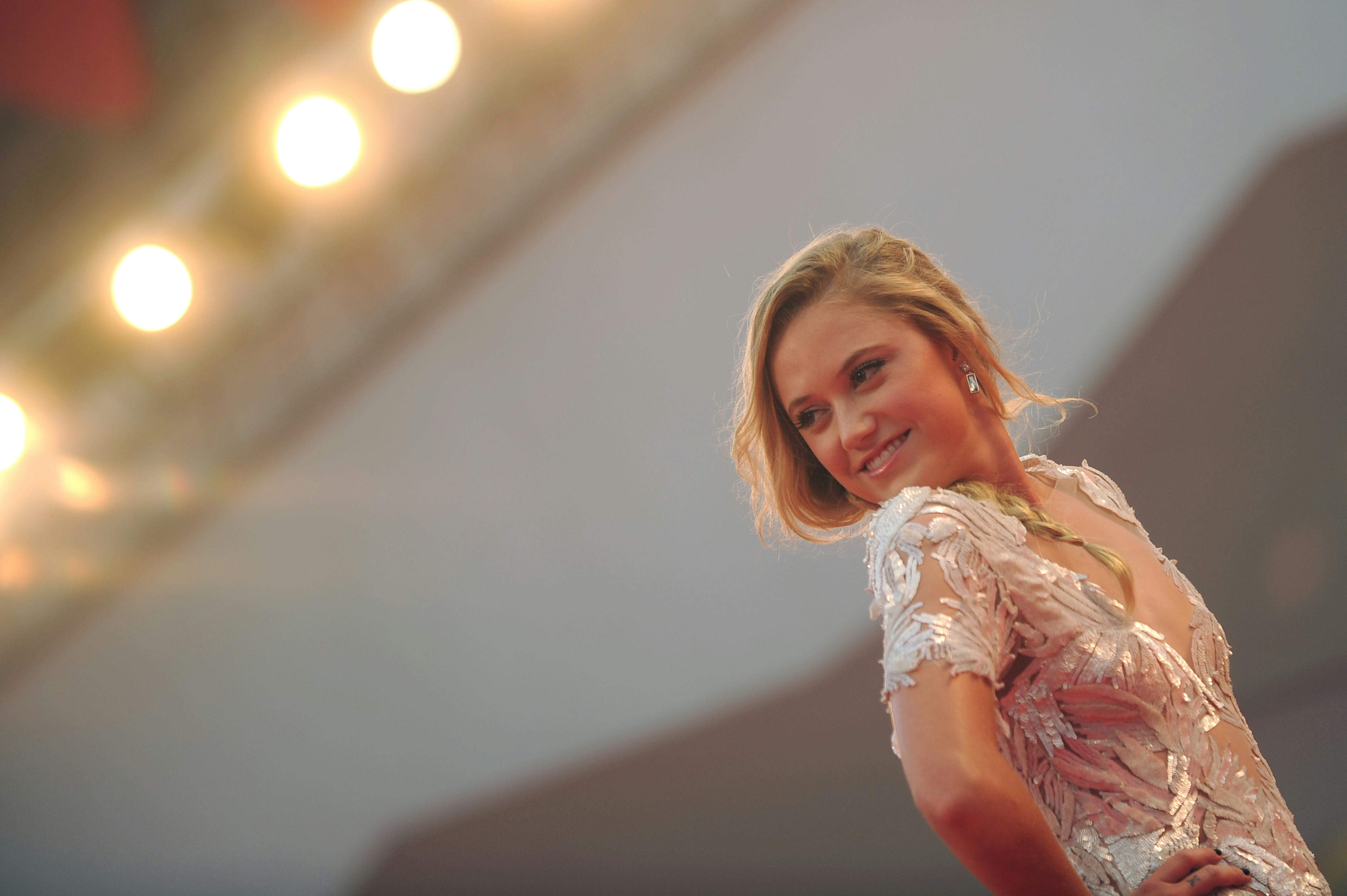 Hacked Maika Monroe naked (68 photo), Sexy, Hot, Selfie, legs 2006 Hacked Maika Monroe naked (66 foto and video), Pussy, Sideboobs, Feet, underwear 2018