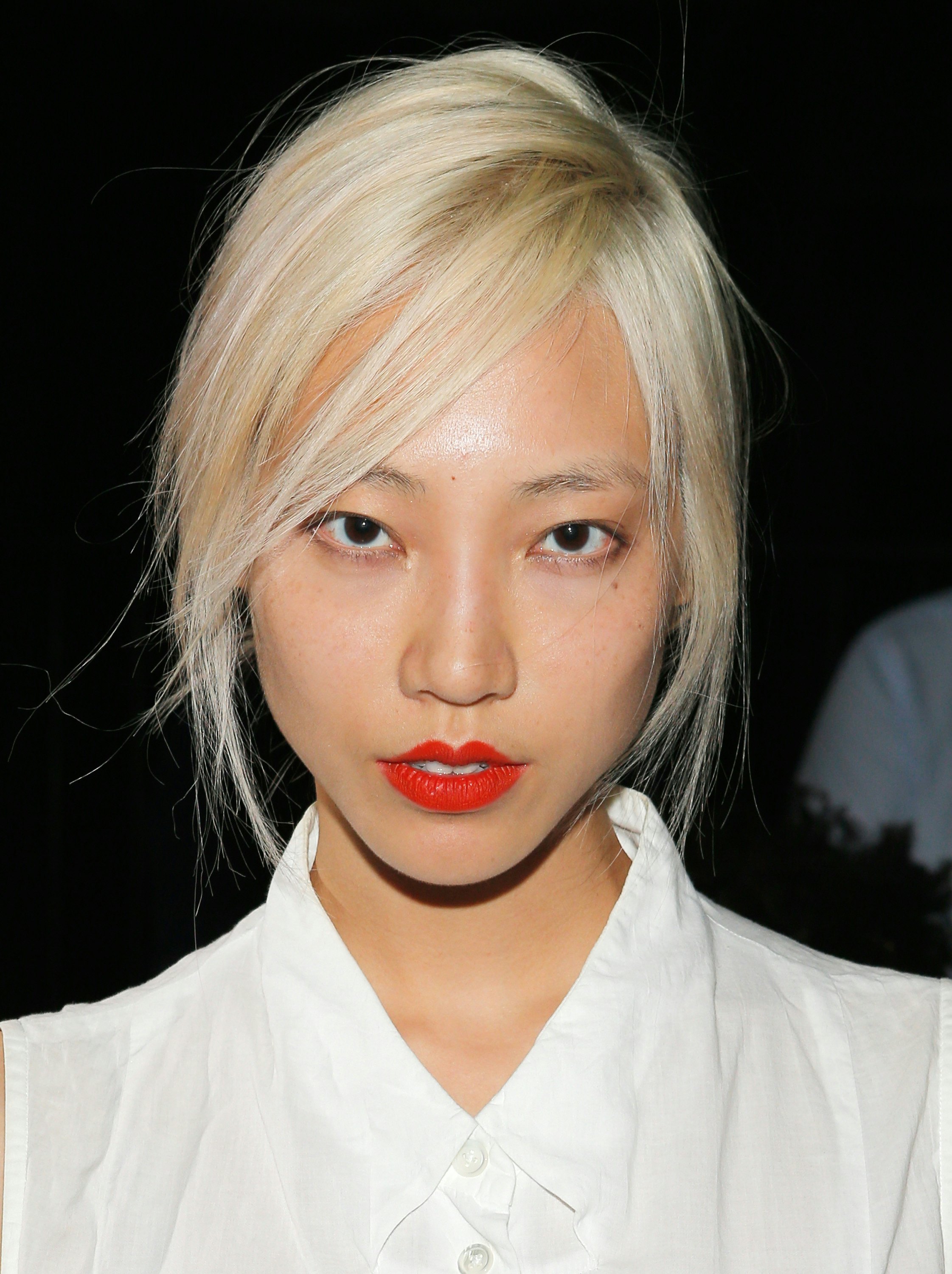 Proof Asian Hair Can Go Blonde Plus Tips For Finding Your Best