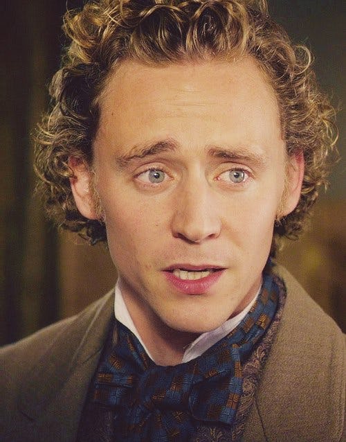 Ranking Tom Hiddleston S Hairstyles From Golden Retriever To