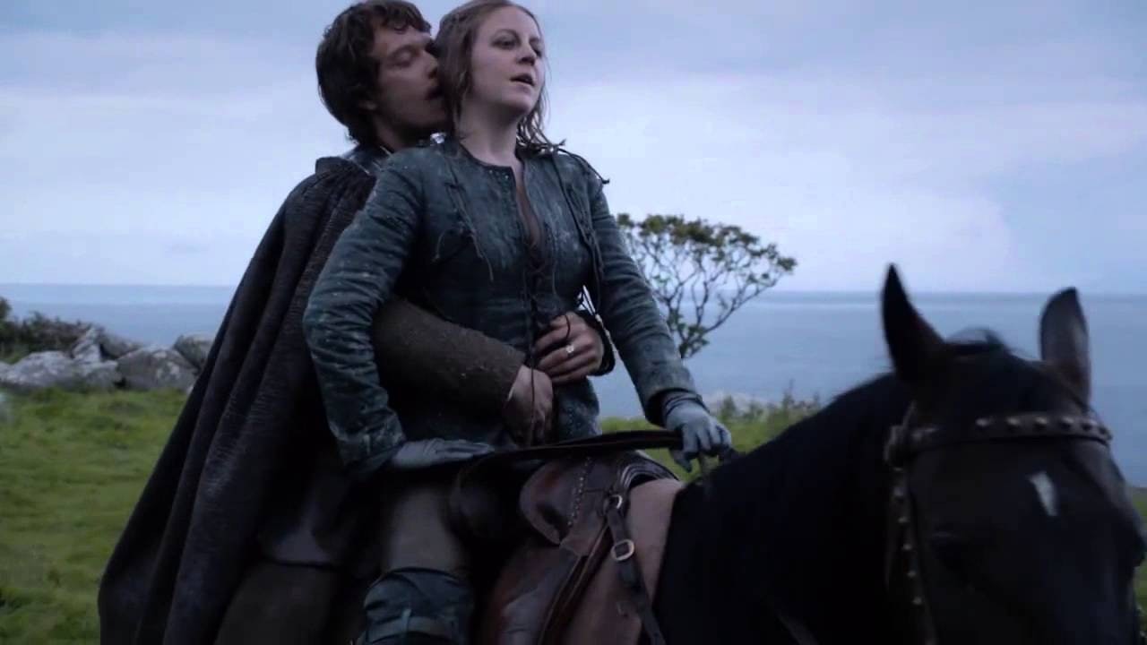 16 Game Of Thrones Season 2 Moments You Ve Probably Totally