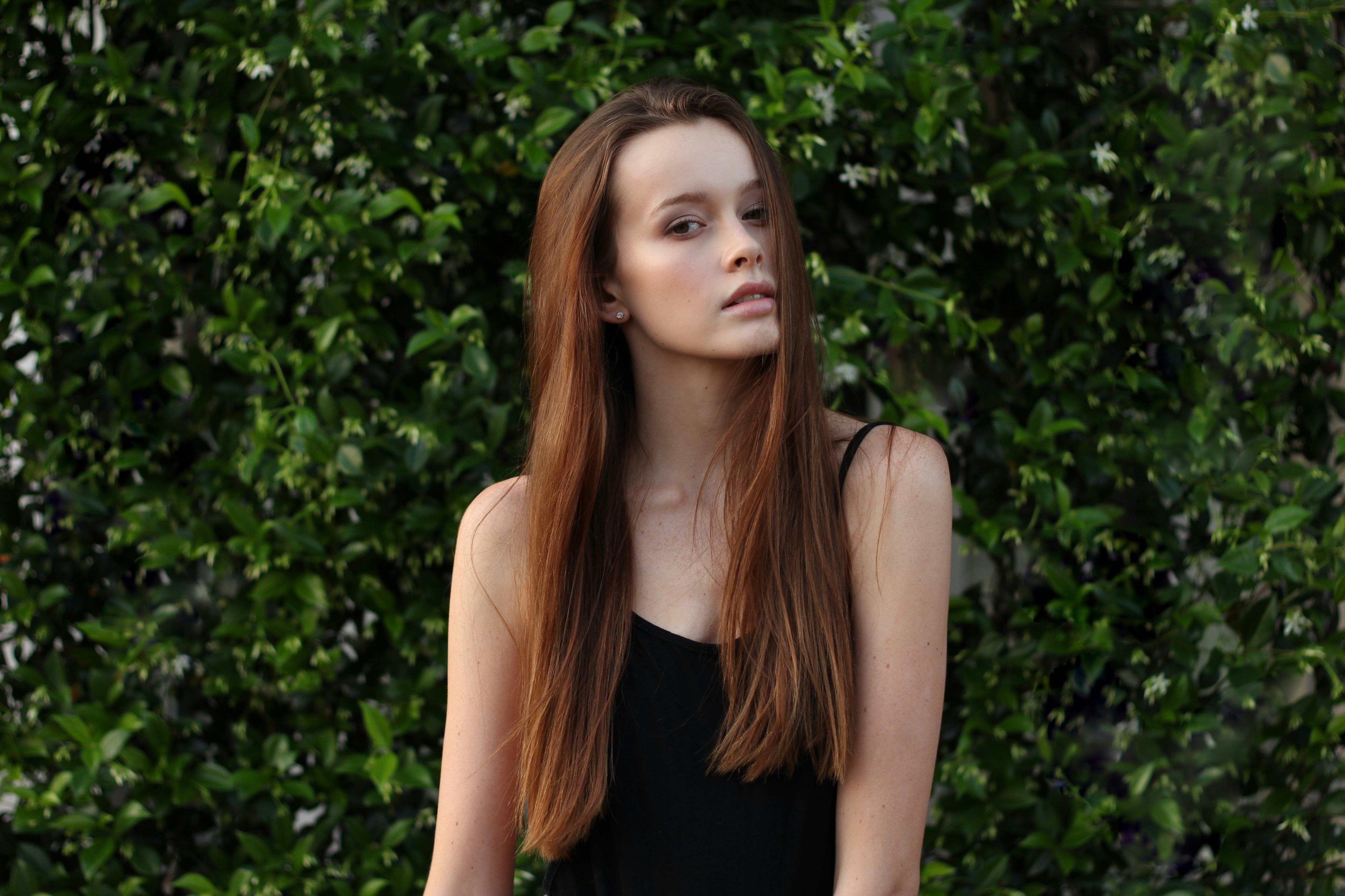 10 Easy Greasy Hair Hacks That Will Help You Manage That Oil