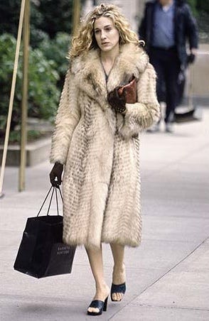 The 36 Most Memorable Carrie Bradshaw Outfits On Sex And The City