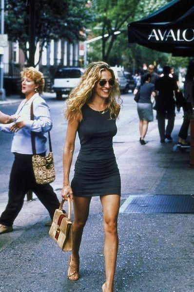 The 36 Most Memorable Carrie Bradshaw Outfits On Sex And The City