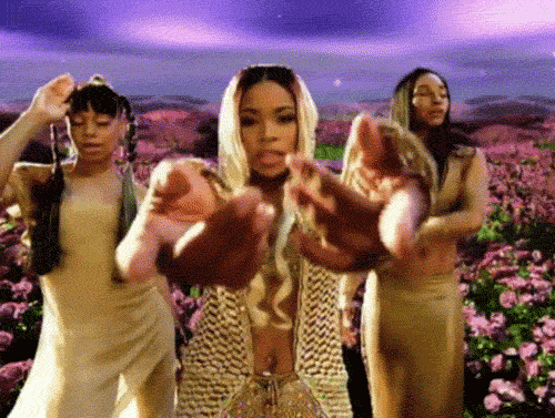 TLC\u0027s 11 Best Coordinated Outfits A Definitive Ranking