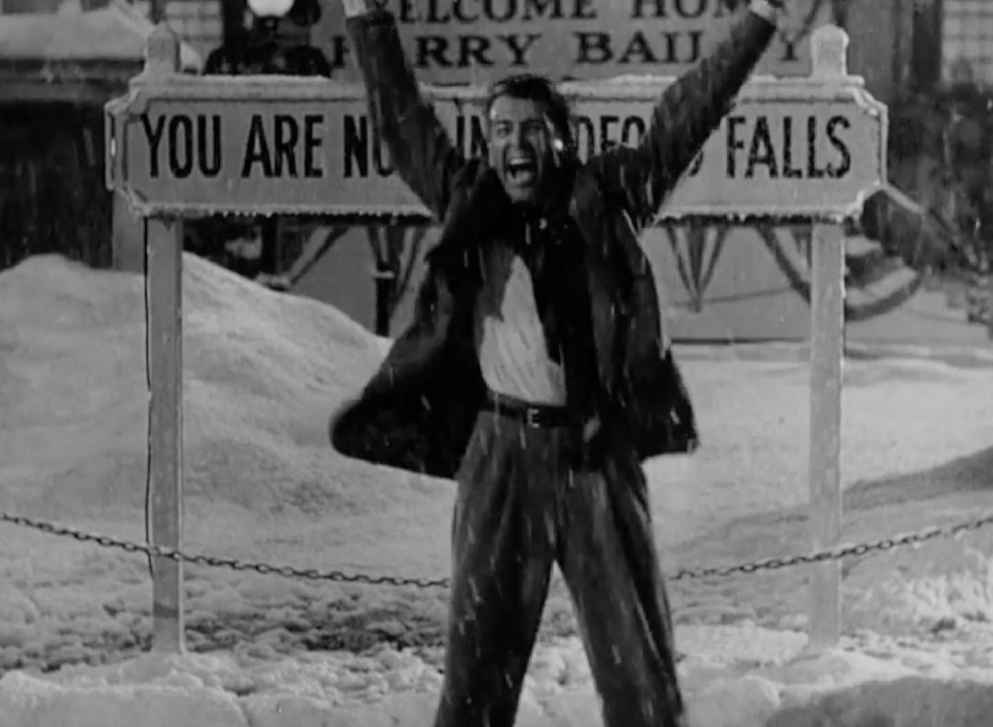 9 Things Bernie Sanders & George Bailey From It s A Wonderful Life Have In mon