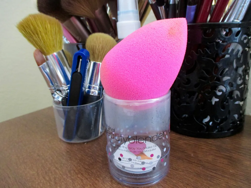 8 Ways To Use Your Makeup Blender 100 Pure