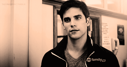 Currently Hookup Is On Pll Noel Who Currently Hookup Is On Pll Noel Who
