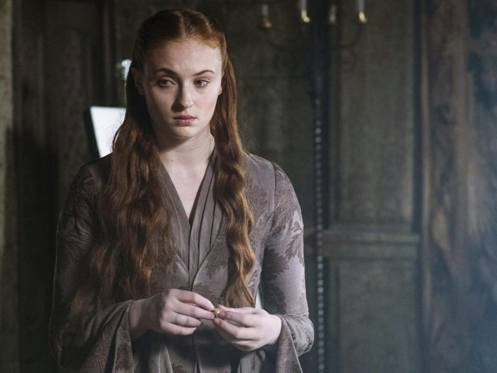 Sansa Stark S Fashion Evolution Through Game Of Thrones And How