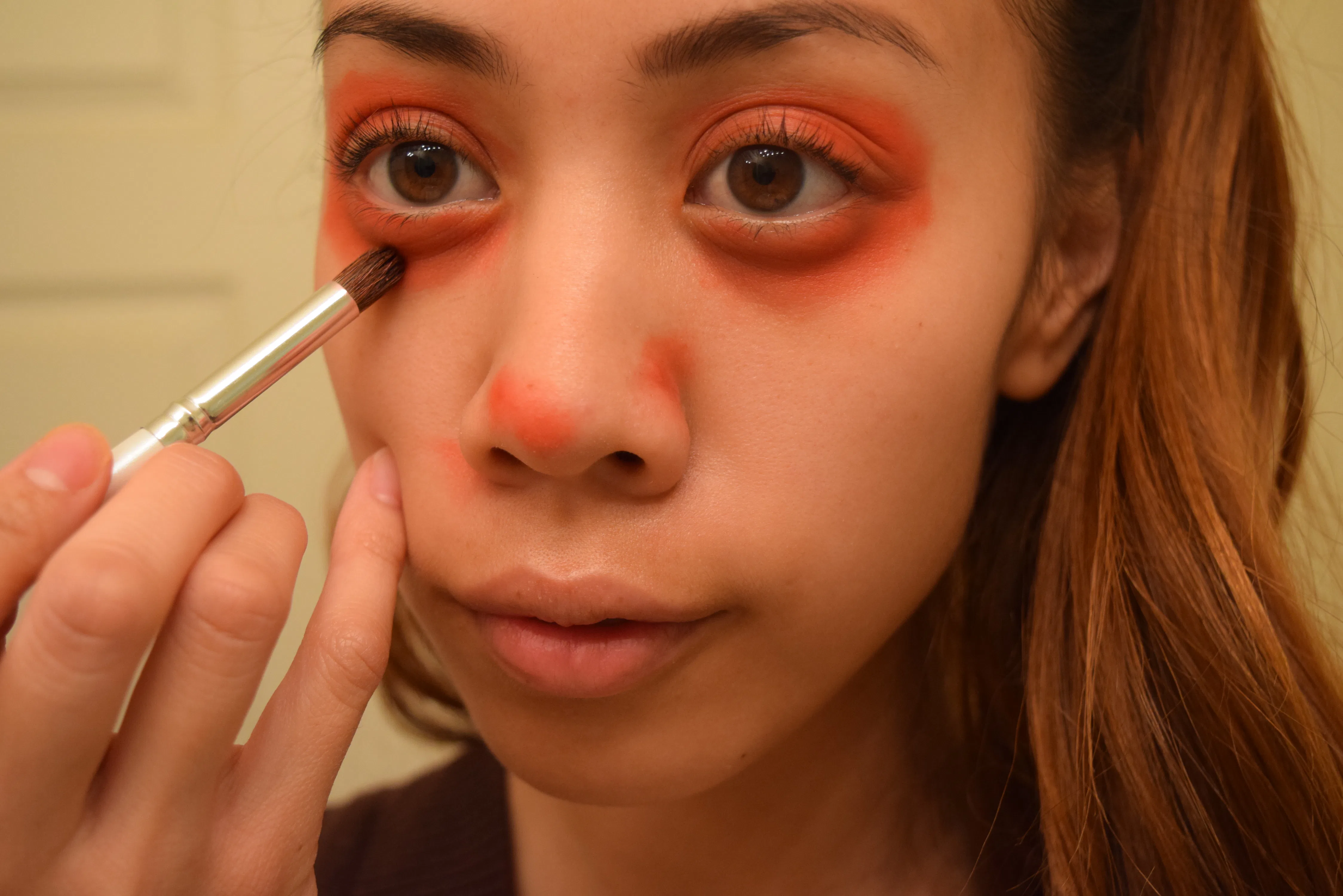 Make Up Artists Shows How Green Orange And Purple Concealers Is Key