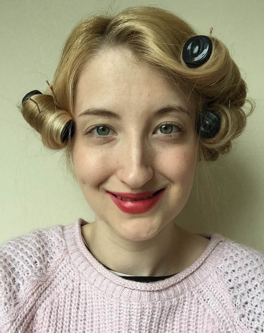 5 Iconic Gwen Stefani Hairstyles Recreated At Home Because Her