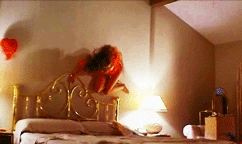 8 Poltergeist Scenes From The Original Film That Will Make