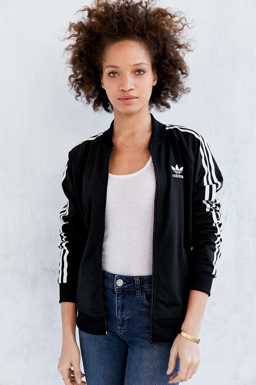 black adidas jacket outfit