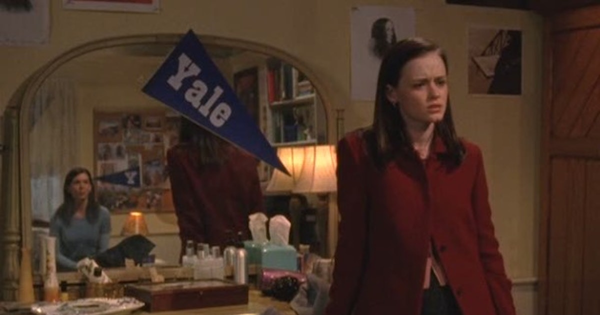 Wait Does This Gilmore Girls Revival Teaser Mean Rory Is Pregnant wait-does-this-gilmore-girls-revival-teaser-mean-rory-is-pregnant