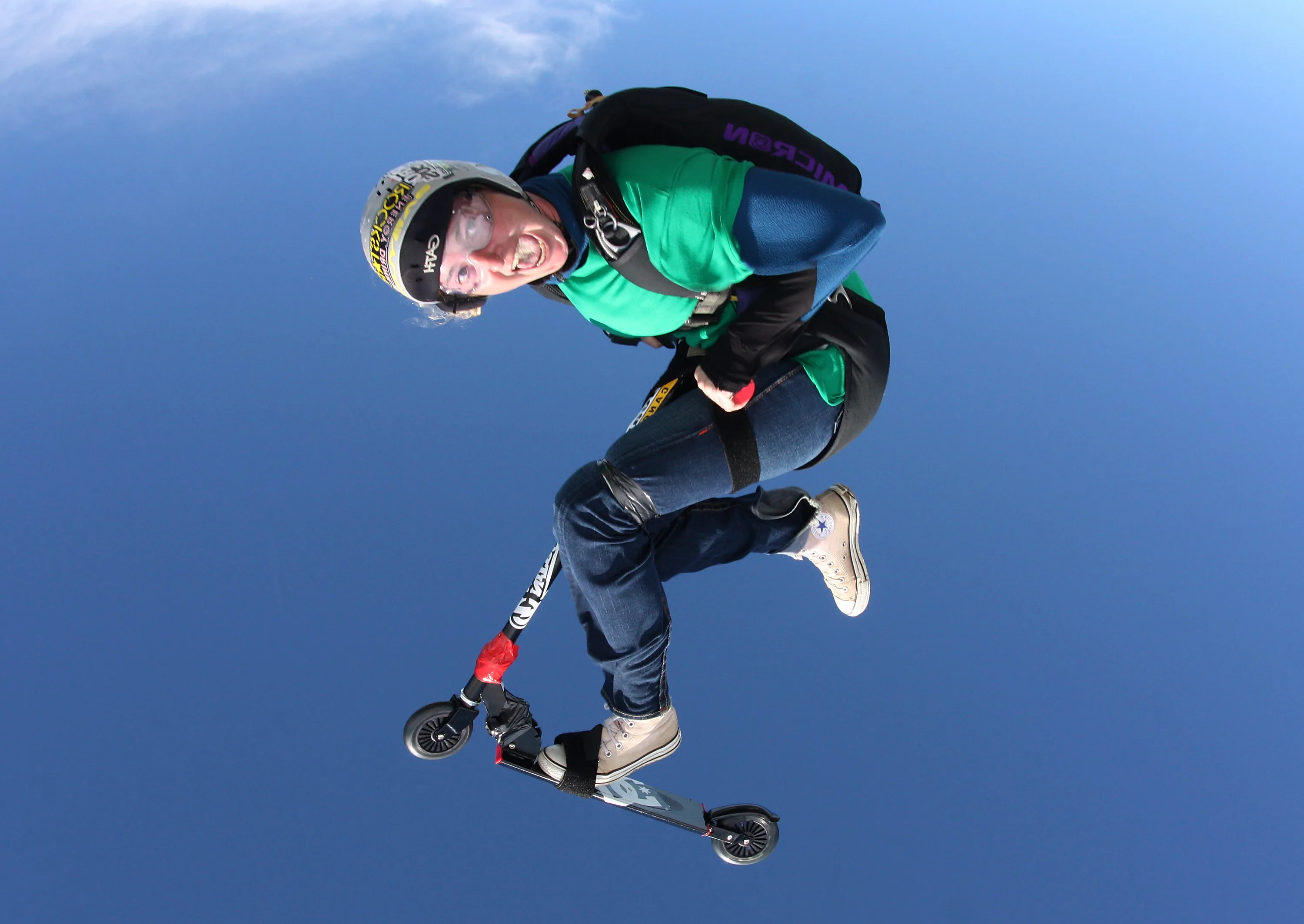 MTV Star Erik Roner Dies In Skydiving Accident At 39