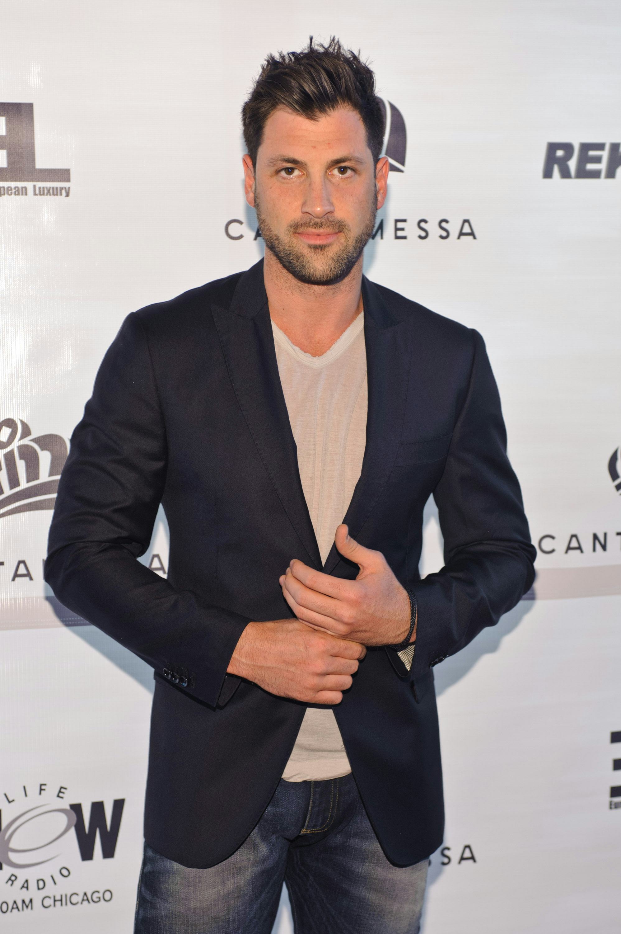 dating maks