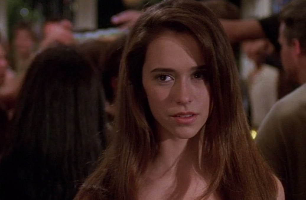 11 Romantic &rsquo;90s Movies You Can Watch On Netflix, From &lsquo;Notting Hill