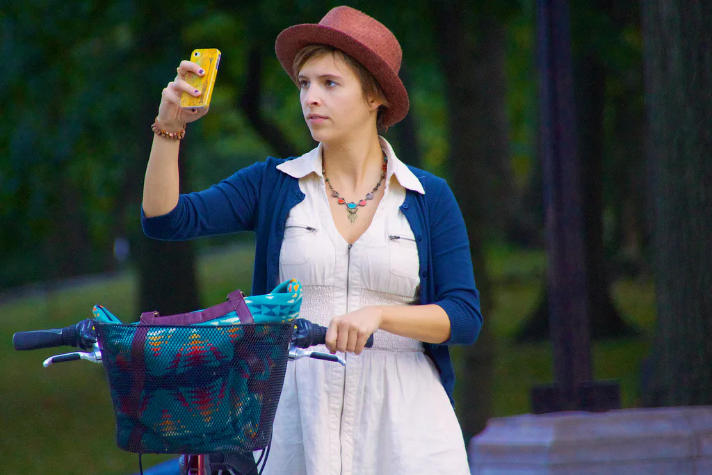 The Top 10 Most Annoying Selfies: Which Ones Are You ... - 1200 x 630 jpeg 145kB