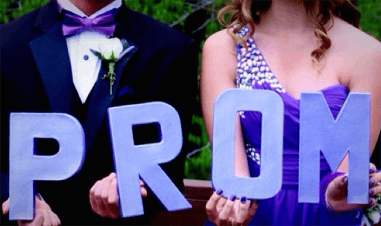 11 Prom Decorations To Have At Your PreParty To Make The Night Feel
