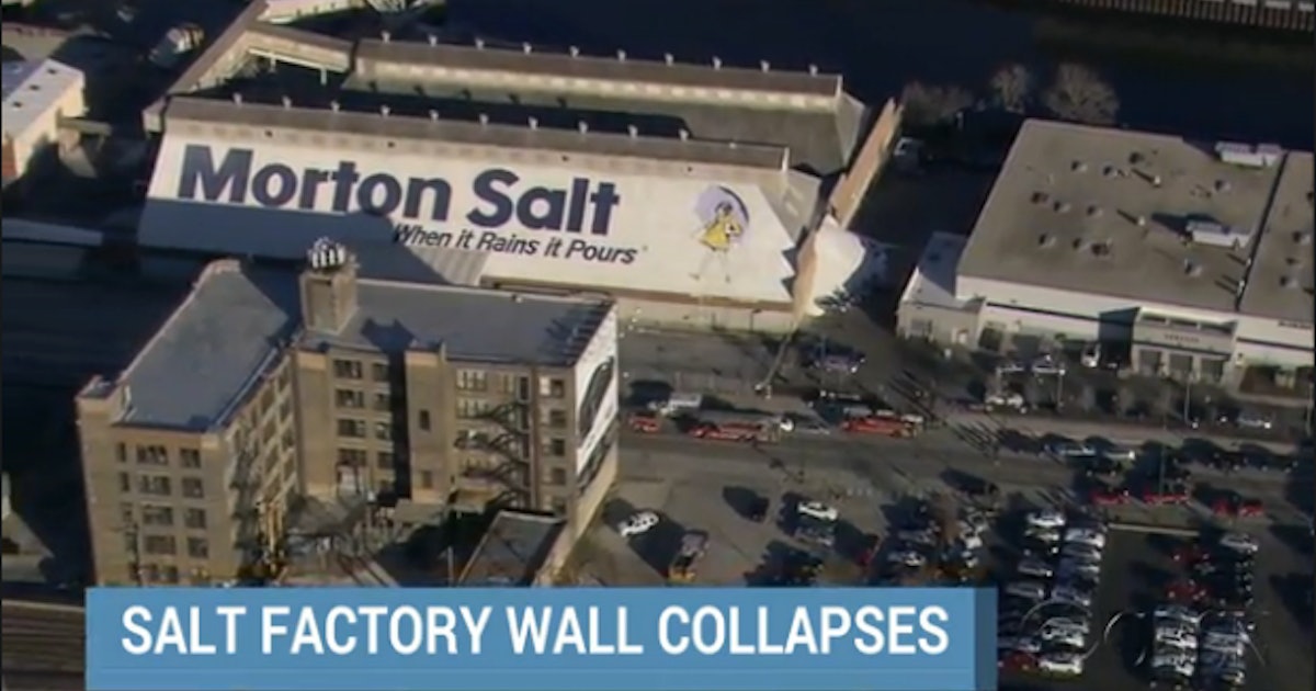 Morton Salt Building Wall in Chicago Collapsed, Pouring Salt Absolutely