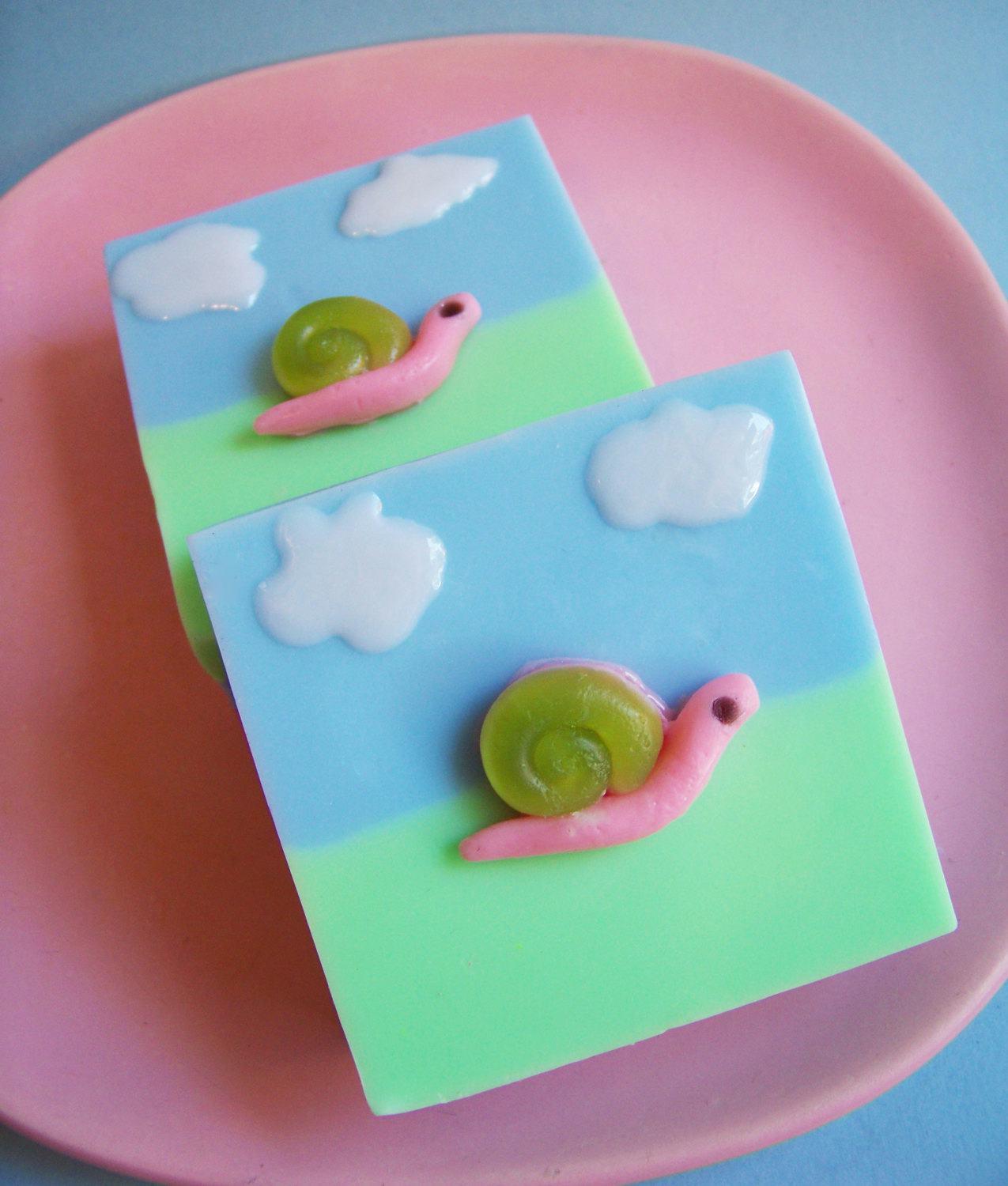 15 Ridiculously Adorable Handmade Soaps To Make Bubble Baths Even More