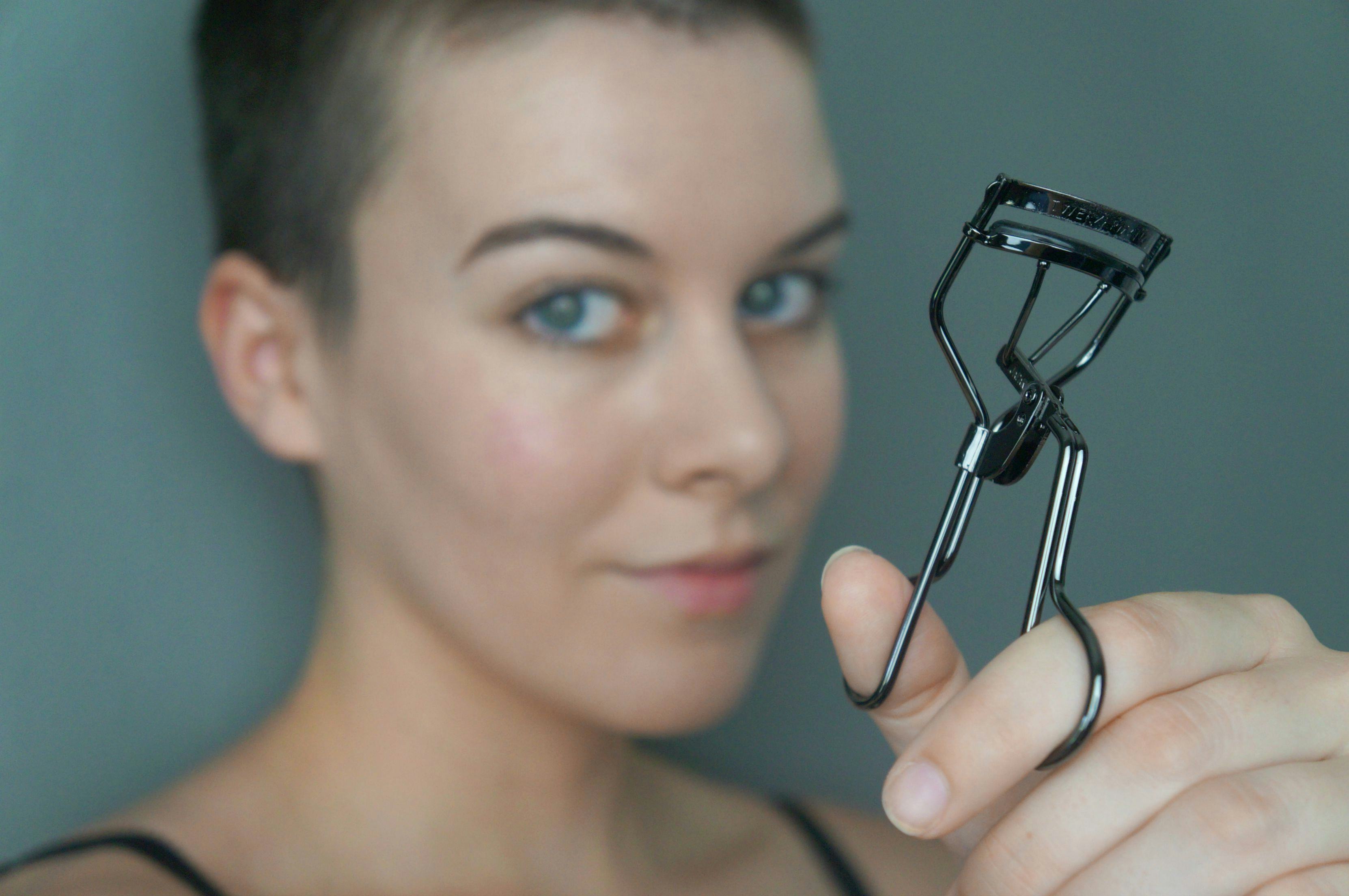 Tweezerman ProMaster Lash Curler For DeepSet & Hooded Eyes Is Your