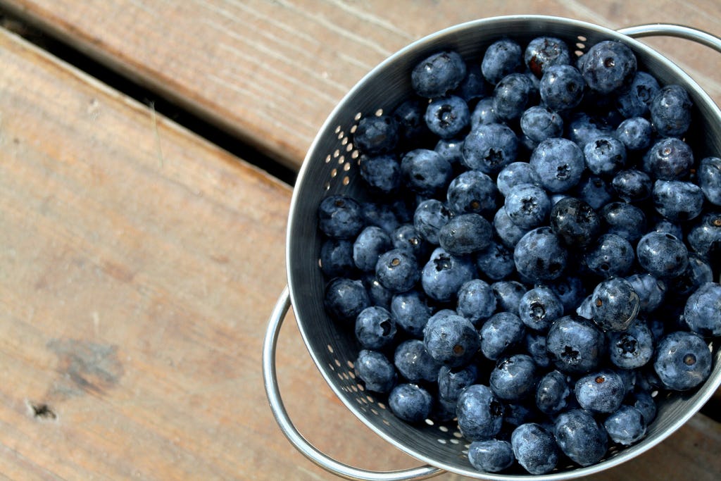 3 Ways Blueberries Can Benefit Your Skin And Hair, Plus Make A