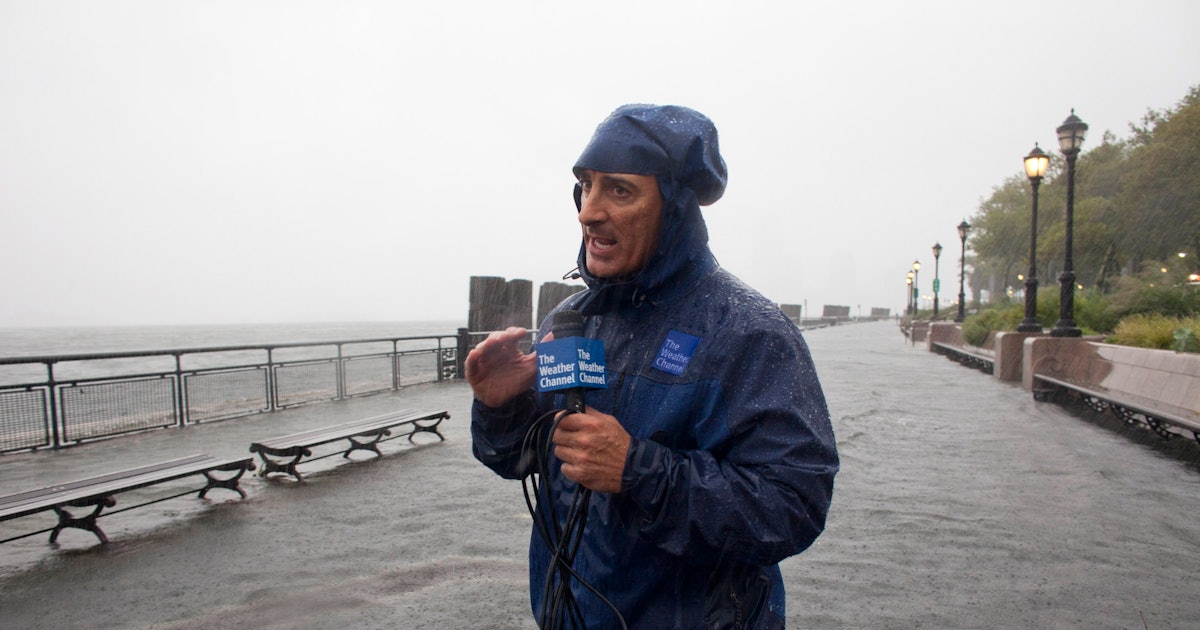 Watch Jim Cantore Lose His Mind Over Thundersnow Because