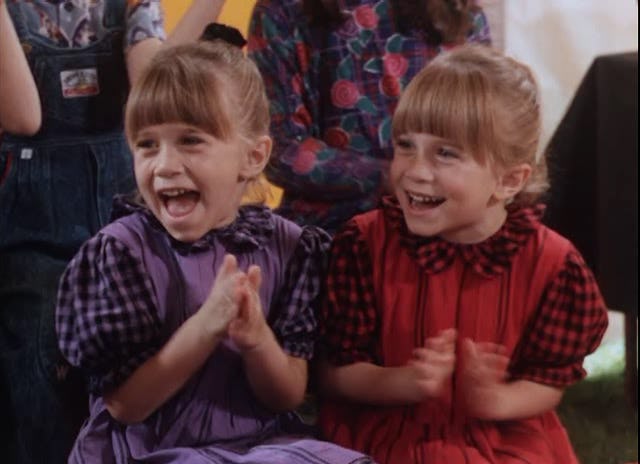 19 reasons double double toil and trouble is the greatest mary kate ashley olsen movie of all time - Mary Kate And Ashley Olsen Halloween 19 reasons double double toil and trouble is the greatest mary kate ashley olsen movie of all time - Mary Kate And Ashley Olsen Halloween